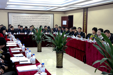 ��Э�߽����λ��龭��һ��ίԱ�μ�����