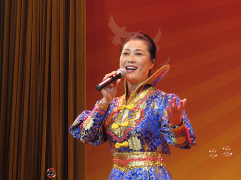 ��ЭίԱ�����������ϵľ����ݳ�?